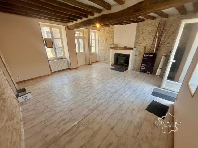 charmante maison de 2 chambres à Chatel censoir