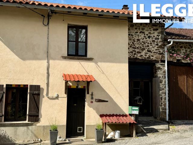 SOUS OFFRE Charmante maison de 3 chambres avec jardin, à proximité du village de Vayres