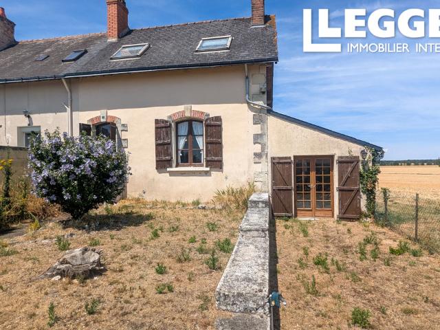 Charmante maison de 3 chambres, proche d’un lac de baignade très apprécié, avec un terrain indépendant