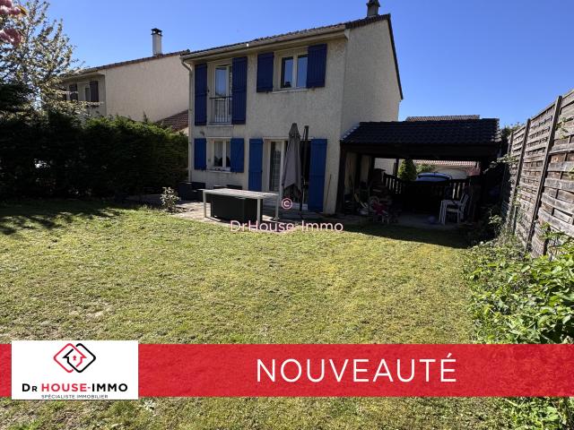 Charmante maison de 4 pièces à Villepinte, offrant espace et confort avec garage jardin et terrasse