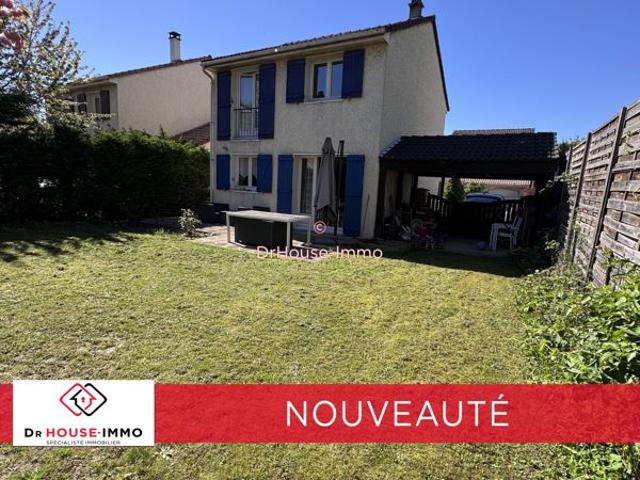 Charmante maison de 4 pièces à Villepinte, offrant espace et confort avec garage jardin et terrasse