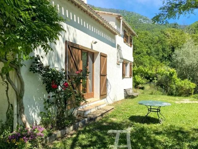 Charmante maison de 5 pièces à Sospel avec jardin