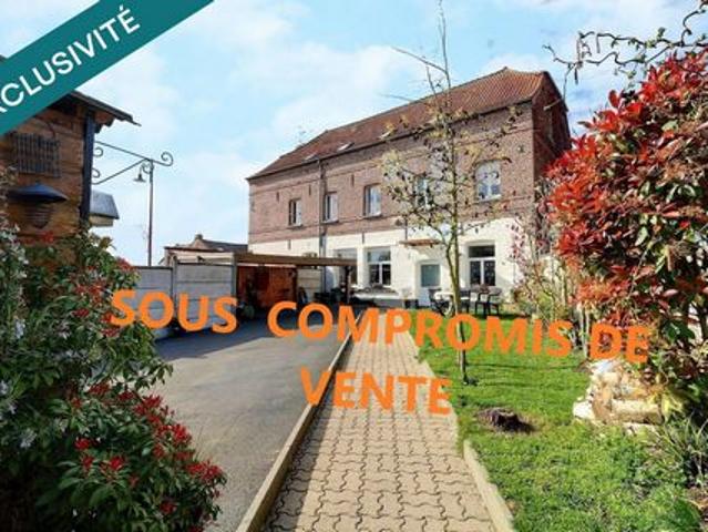 Charmante maison de 6 chambres, au très bon confort, fonctionnelle, avec cour et jardin. A ne pas manquer!