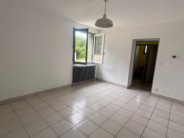 Charmante maison de 71,57 m² avec jardin et dépendances ? Blanzy, Blanzy