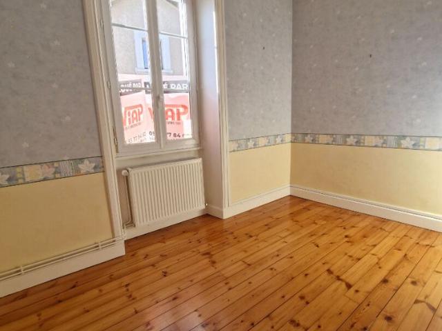 CHARMANTE MAISON DE 82 m² A EXIDEUIL