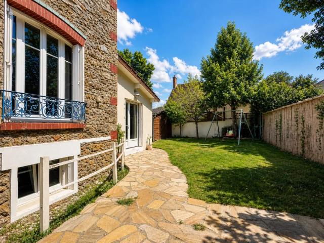 Charmante Maison en meulière avec jardin sans vis à vis – Montgeron