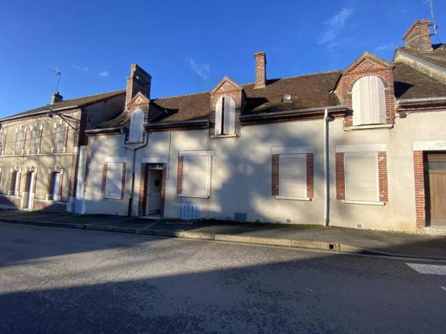 Charmante maison en centre ville de Dammarie sur Loing
