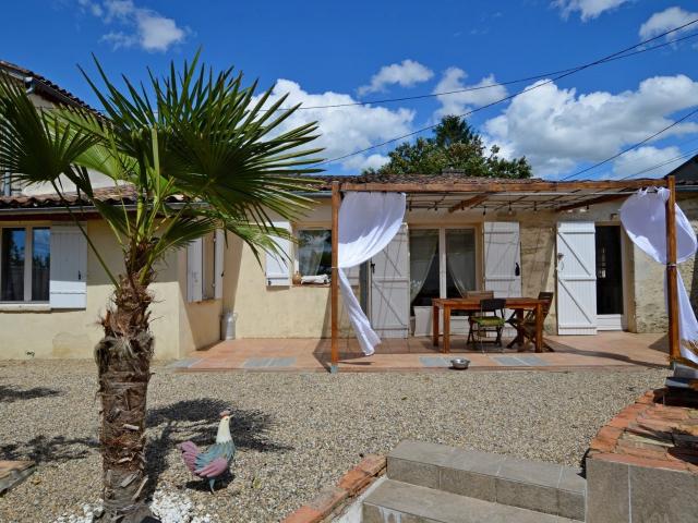 Charmante Maison en Pierre 76m² Duras