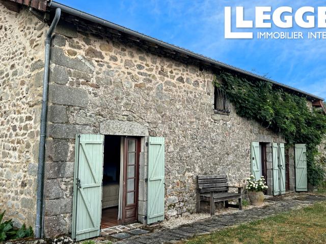 Charmante maison en pierre 3 chambres avec jardin, garage et poêle à bois proche Dordogne/Haute Vienne