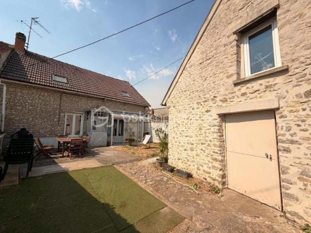 Charmante maison en pierre 3 chambres avec suite parentale à Pannecières