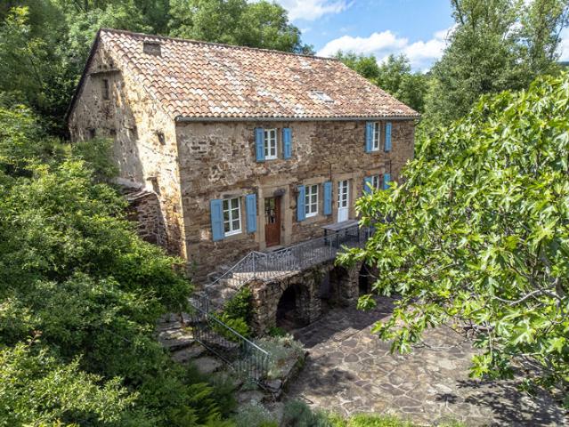 Charmante maison en pierre vue exceptionnelle sur la vallée du Tarn