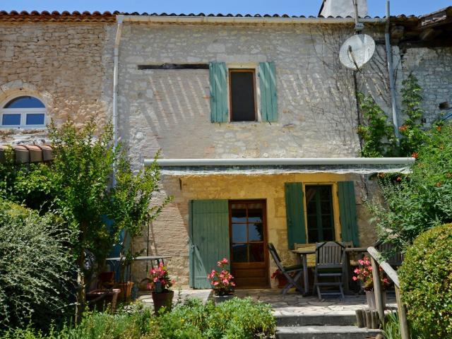Charmante maison en pierre avec jardin 122m² Duras