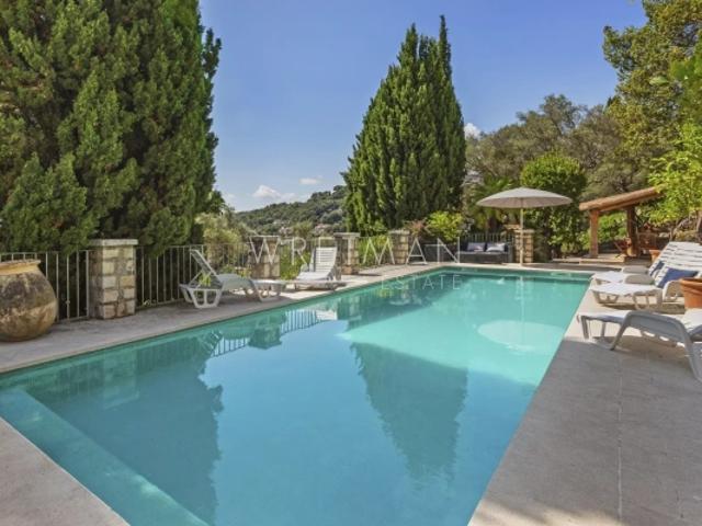 Charmante maison en pierre avec vue sur la mer – Saint Paul de Vence