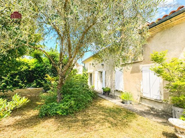 Charmante maison en pierre Belle parcelle