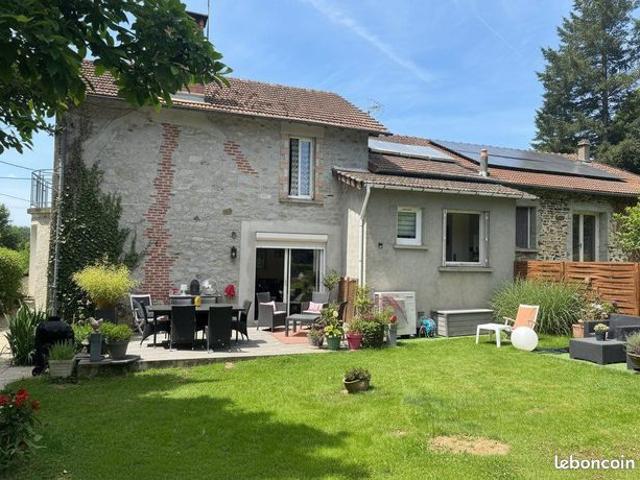 Charmante maison en pierre entièrement rénovée
