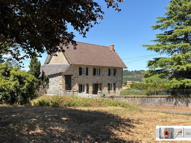 Charmante maison en pierres, dans un coin tranquille 98m² Château sur Cher