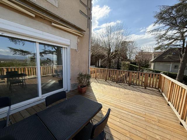 Charmante maison F4 duplex d'environ 110m2 sur SAINT GALMIER