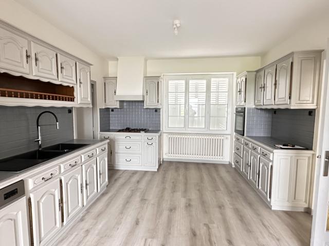 Charmante maison familiale avec grand terrain de 2 000 m2