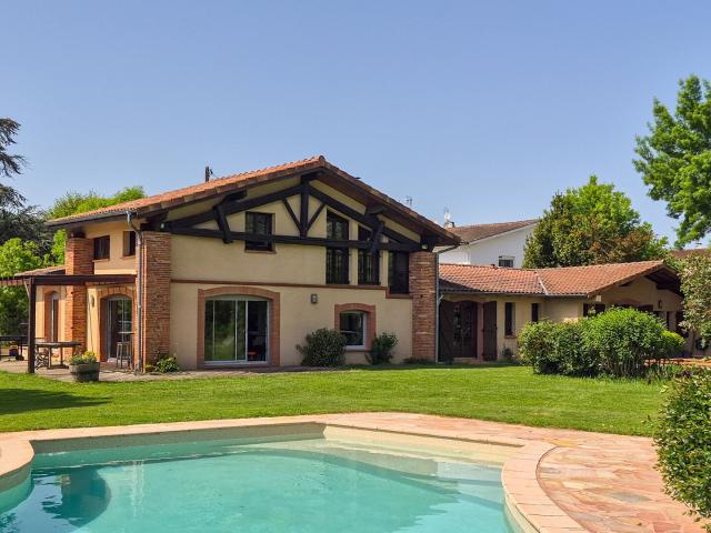 Charmante maison familiale avec vastes jardins aux portes de. 214m² Balma