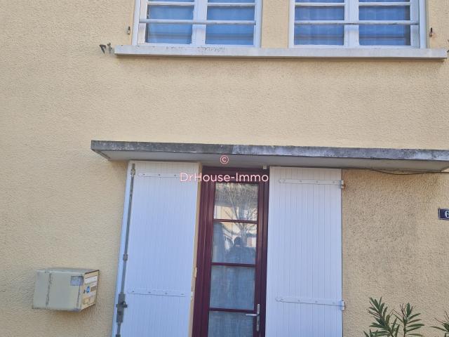 Charmante maison familiale de 4 pièces avec terrasse et garage au cœur de Saint Cyprien Poitiers