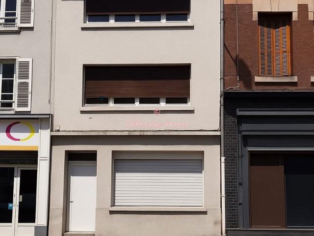 Charmante Maison Familiale de 161 m² avec 5 Chambres et Terrasse à Ambert