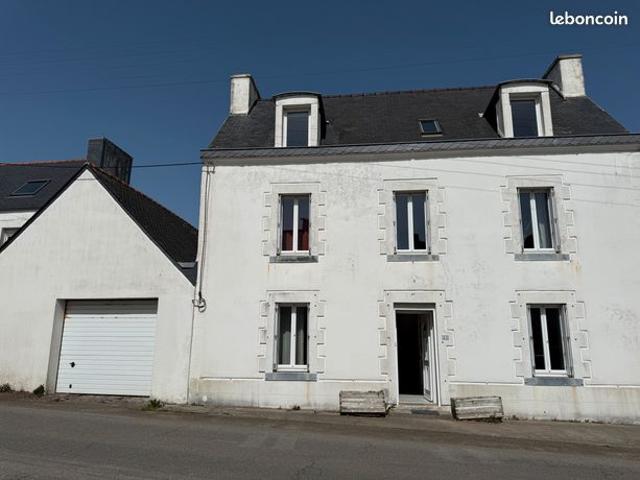 Charmante maison familiale lumineuse avec grand jardin et garage
