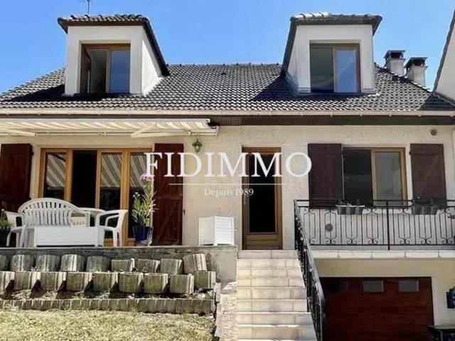 Charmante maison familiale située dans un quartier calme