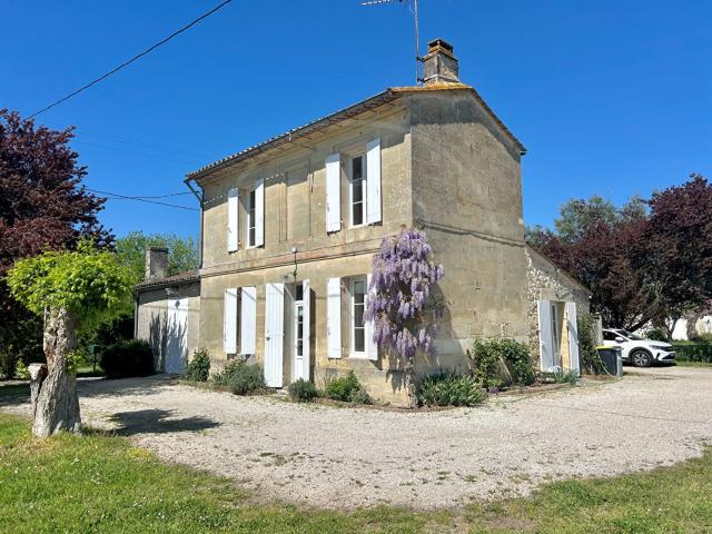 Charmante maison girondine en pierre 90m² Saint Emilion