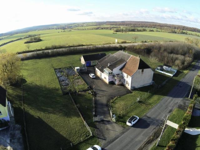 Charmante maison individuel et familiale 290m² 9 pièces BERG