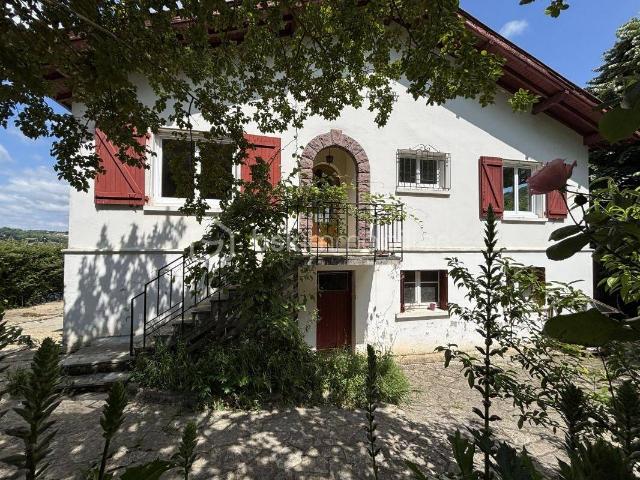 Charmante maison individuelle au cœur de Hasparren – Calme, lumi