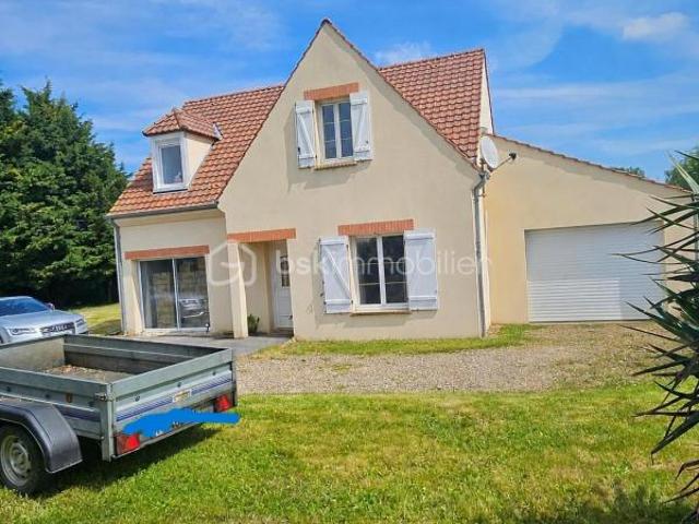 MAISON FAMILIALE ABBECOURT 60 3 CH PIECE DE VIE 60M2 ENVIRON ET GARAGE NEUF 2024