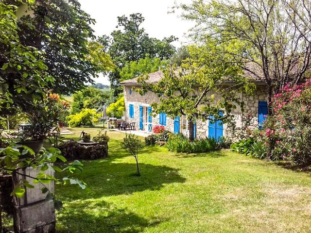 Charmante maison longère de 350m2 à Port Sainte Foy et Ponchapt