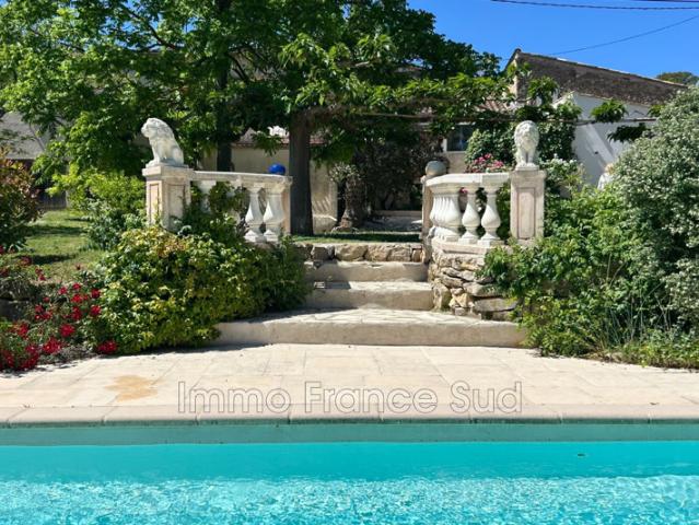 Charmante Maison Rurale près de Lorgues avec Piscine et Jardin
