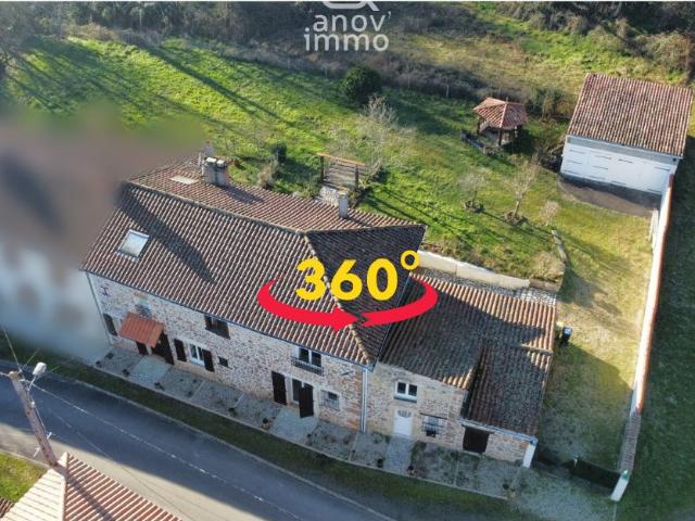 Charmante maison rénovée avec de belles prestations 5 cham. 159m² Le Vigeant