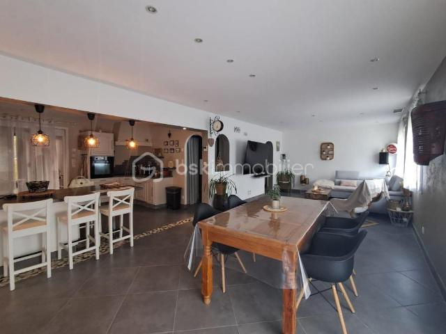 Charmante maison rénovée de 156 m² avec piscine et jardin