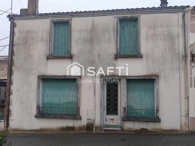 Charmante maison sur Mervent à rénover