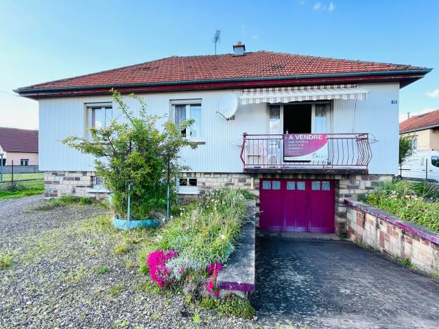 CHARMANTE MAISON SUR SOUS SOL 80 M2 10 ARES