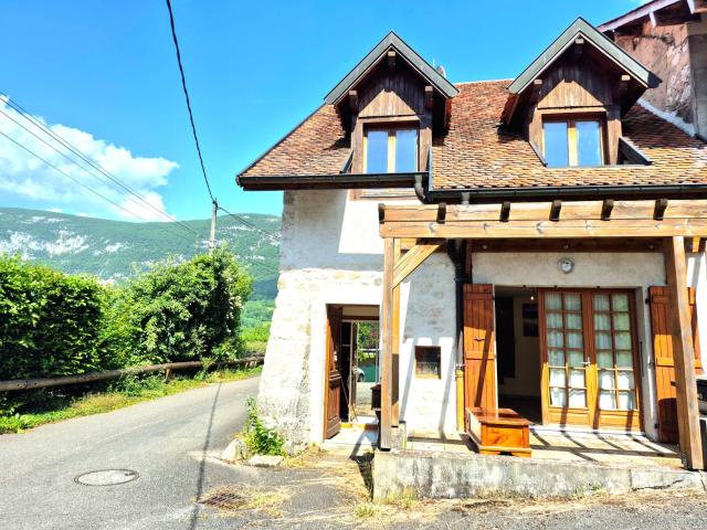 Charmante maison T4 au calme aux portes de Genève 102m² Clarafond Arcine