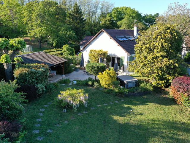 Charmante maison 200m2 habitable, commune de Garchizy