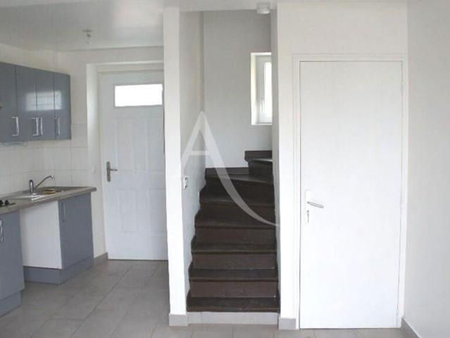 Charmante maison 3 pièces à louer à Saint Jean les Deux Jumeaux