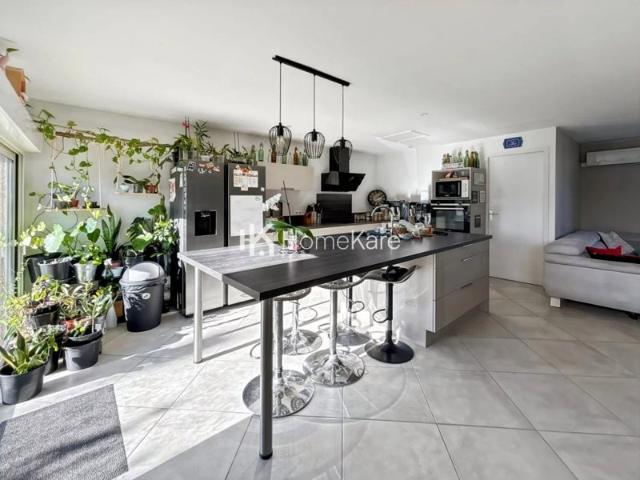 CHARMANTE MAISON