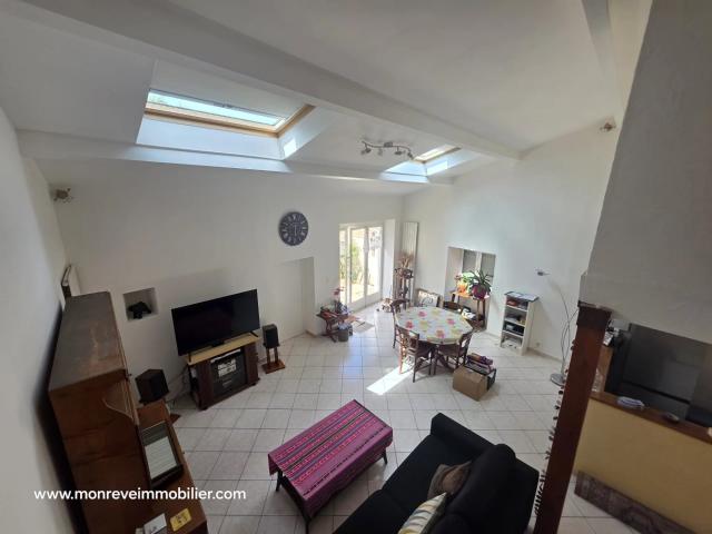 Charmante Maison 88m2 2 chambres Au coeur de Beautour avec u