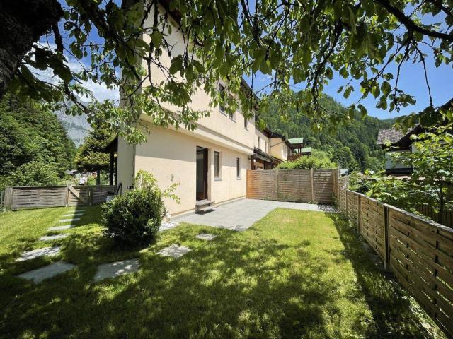 Charmante Maisonettenwohnung in ruhiger Reihenhausanlage mit Terrasse, Garten und Parkplatz!