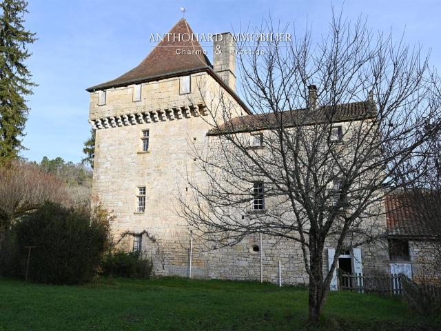 Charmante partie de Château, Xiv & Xv s. 140m² Sarlat la Canéda