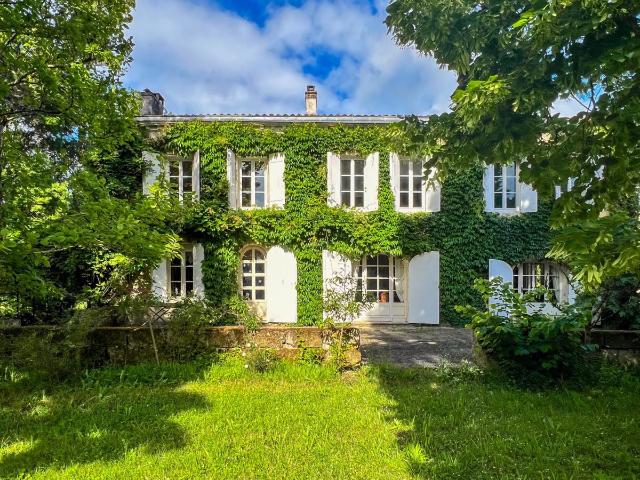 Charmante propriété dans le Fronsadais 241m² Libourne