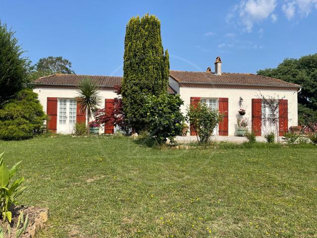 Charmante propriété de plain pied 100m² Duras