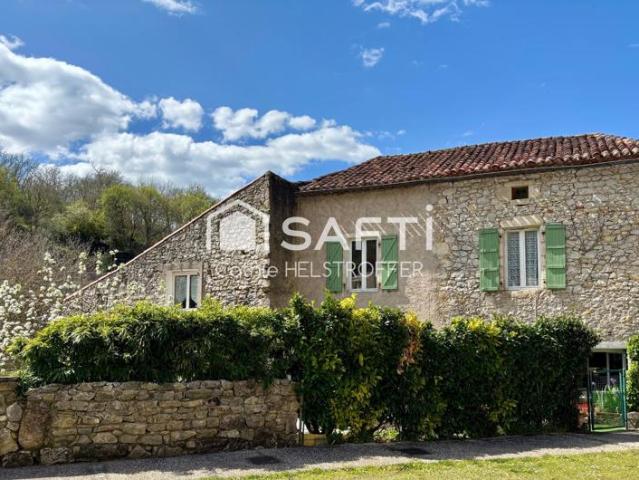 Charmante propriété et gîte Ancien moulin revisité
