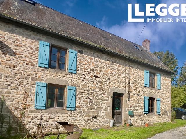 Charmante propriété en pierre rénovée avec grange, annexe et jardin