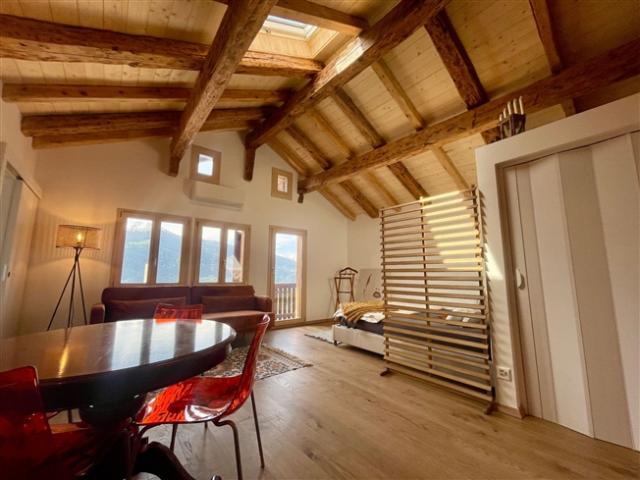 Charmante Wohnung komplett renoviert