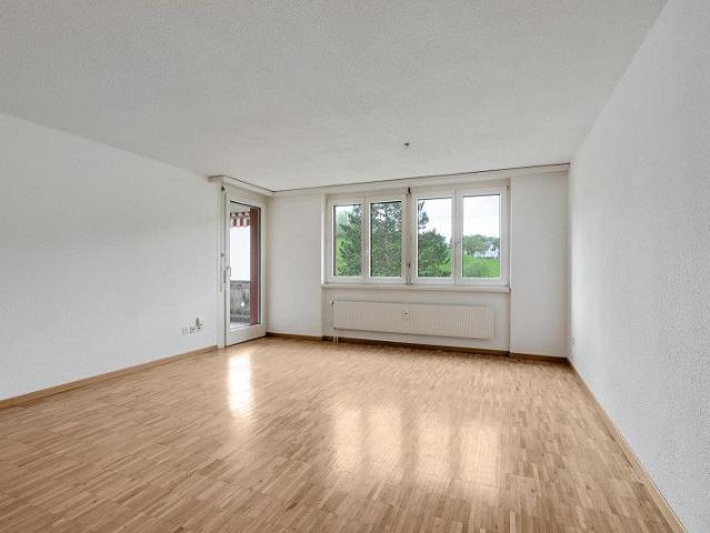 Charmante Wohnung mit Weitsicht ins Grüne und grosszügigem Grundriss